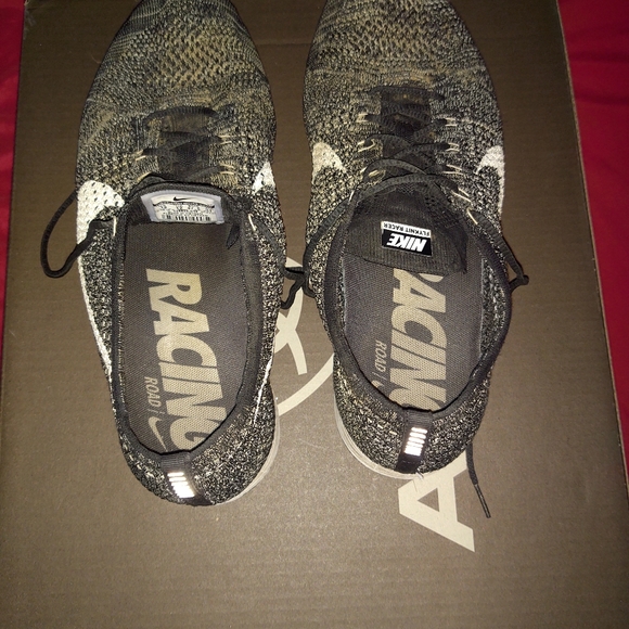 Nike Flyknit Racer shoes - Picture 3 of 6